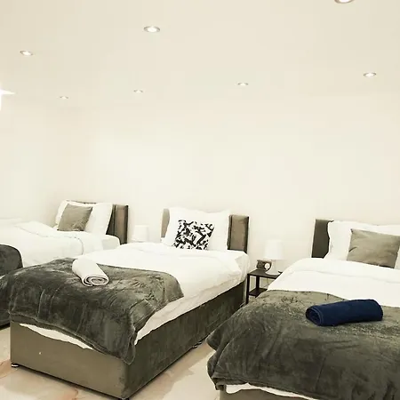 Apartment 4b Spacious House Near Centre