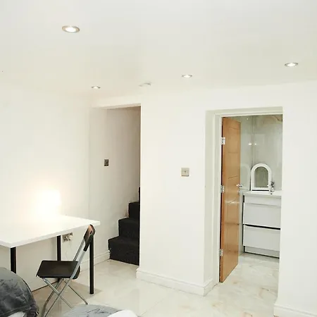 West Yorkshire - Heart Of Apartment *